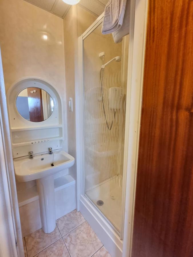 The Glen Stuart Hotel Blackpool Dış mekan fotoğraf