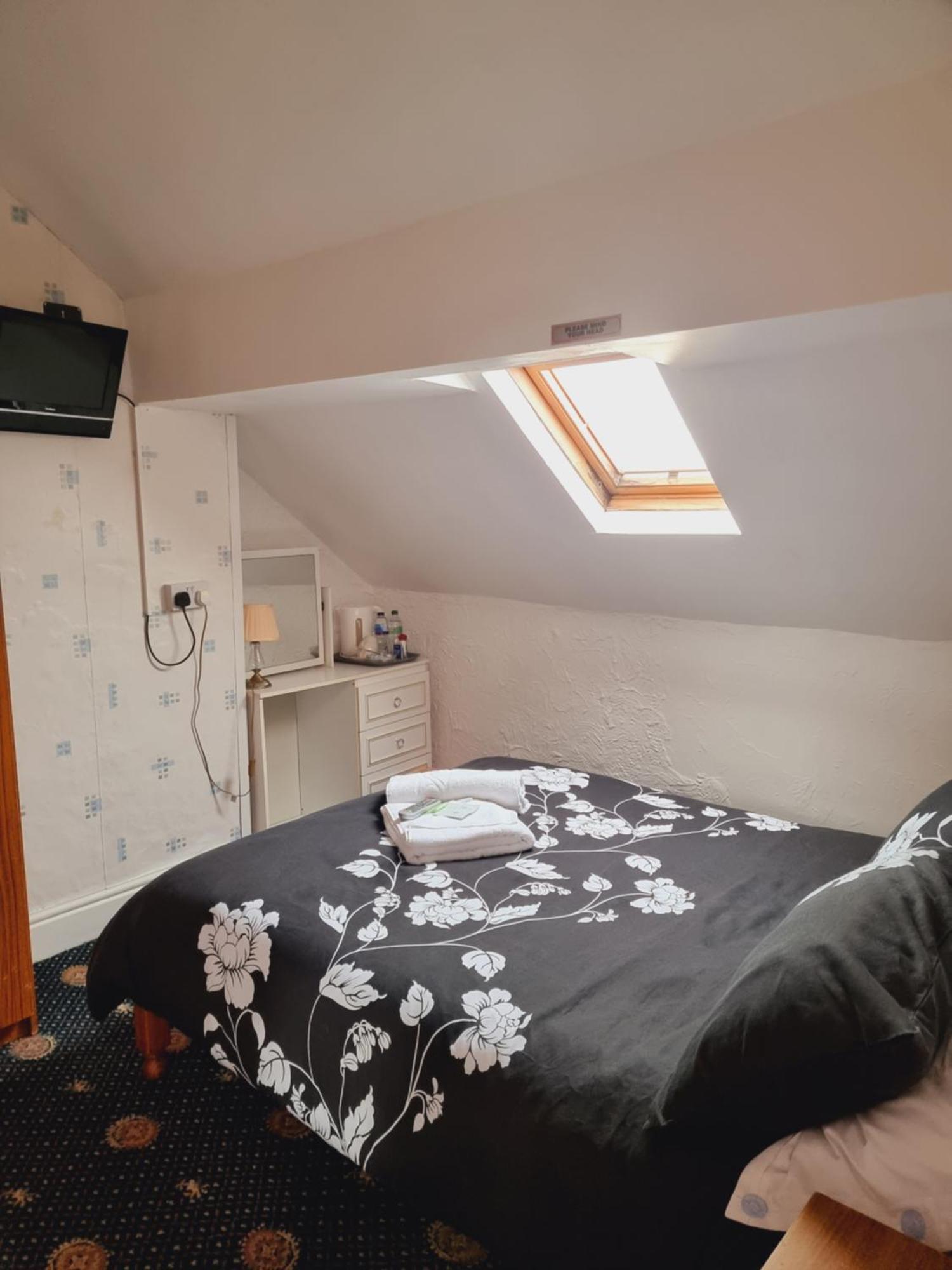 The Glen Stuart Hotel Blackpool Oda fotoğraf